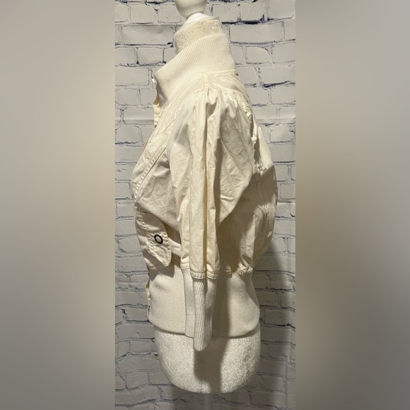 Miley Cyrus Max Azria cream jacket size L. Juniors sizing. - Picture 3 of 6
